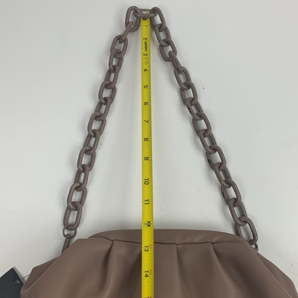 Badgley Mischka Wrapped Frame Clutch Bag Purse Taupe Chain strap New NWT - Picture 12 of 15